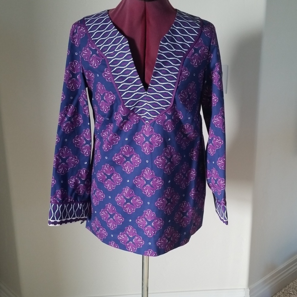 Vineyard Vines navy and purple tunic Size 6